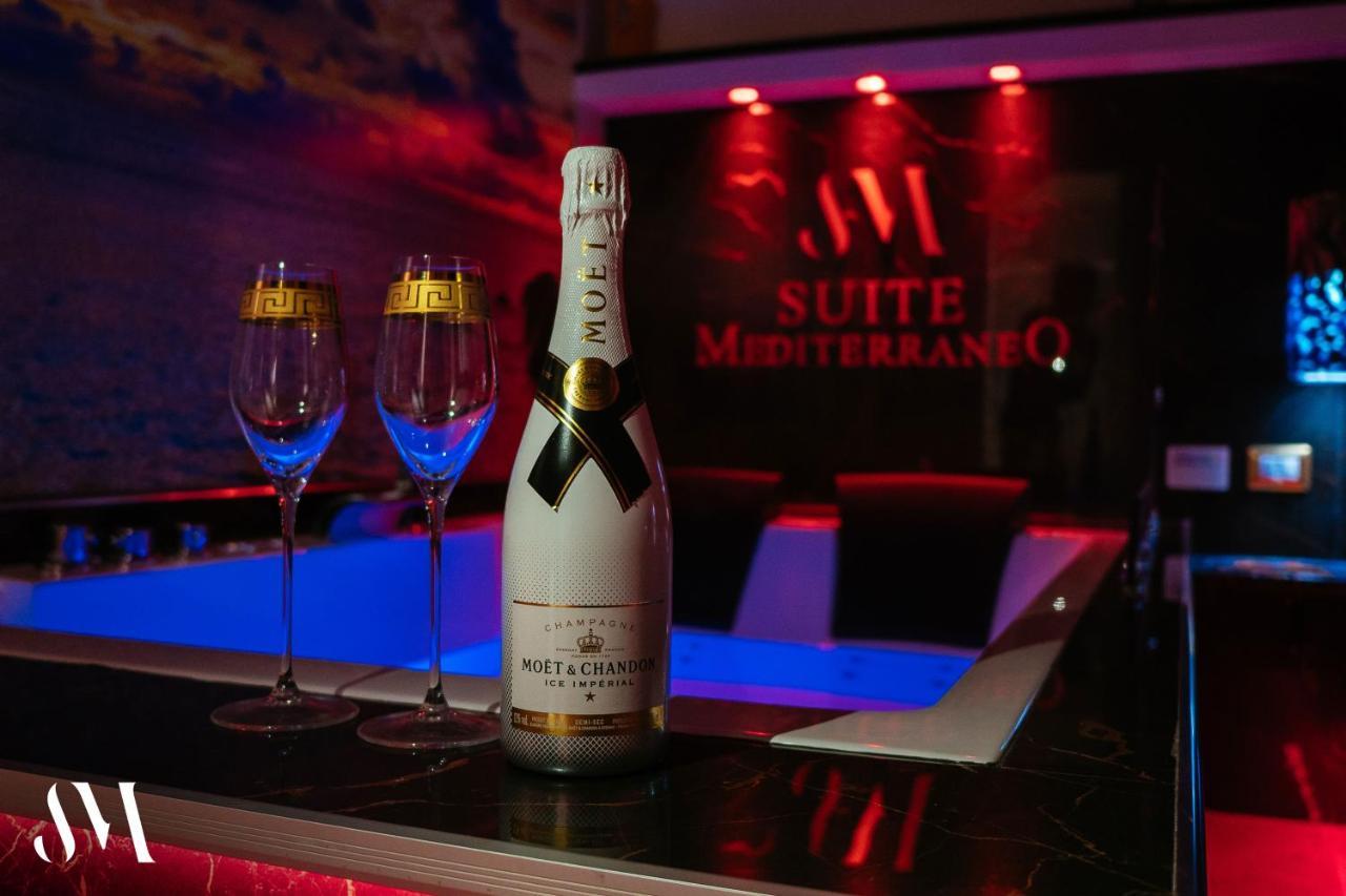 Suite Mediterraneo 치비타베키아 외부 사진