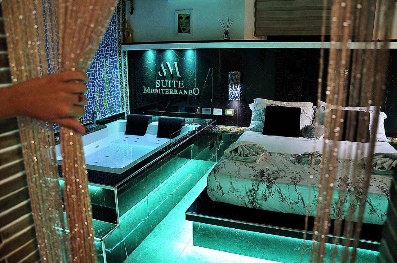Suite Mediterraneo 치비타베키아 외부 사진